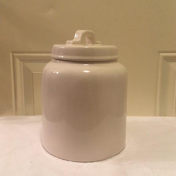 ✅ NEW Rae Dunn Nana’s Kitchen Canister - Picture 2 of 3